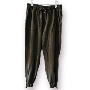 Thread & Supply size small olive green pull on joggers draw string elastic waist